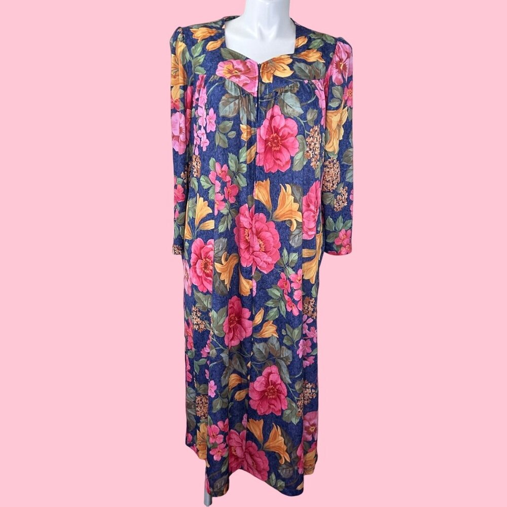 FABULOUS VINTAGE MRS ROPER GRANNY GRANADA NEW YORK FLORAL MUMU HOUSE COAT - L